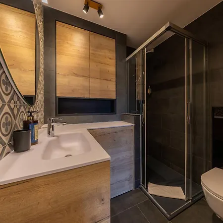 Domaine Des Reines C1 - Swimming Pool Nendaz