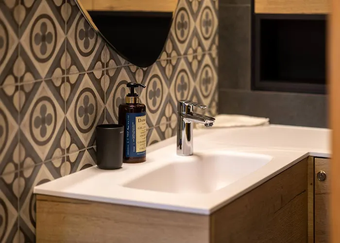 Domaine Des Reines C1 - Swimming Pool