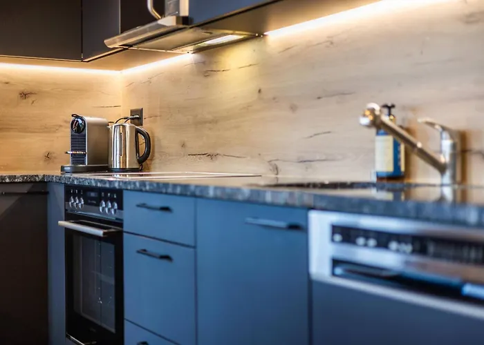 Domaine Des Reines C1 - Swimming Pool 南达